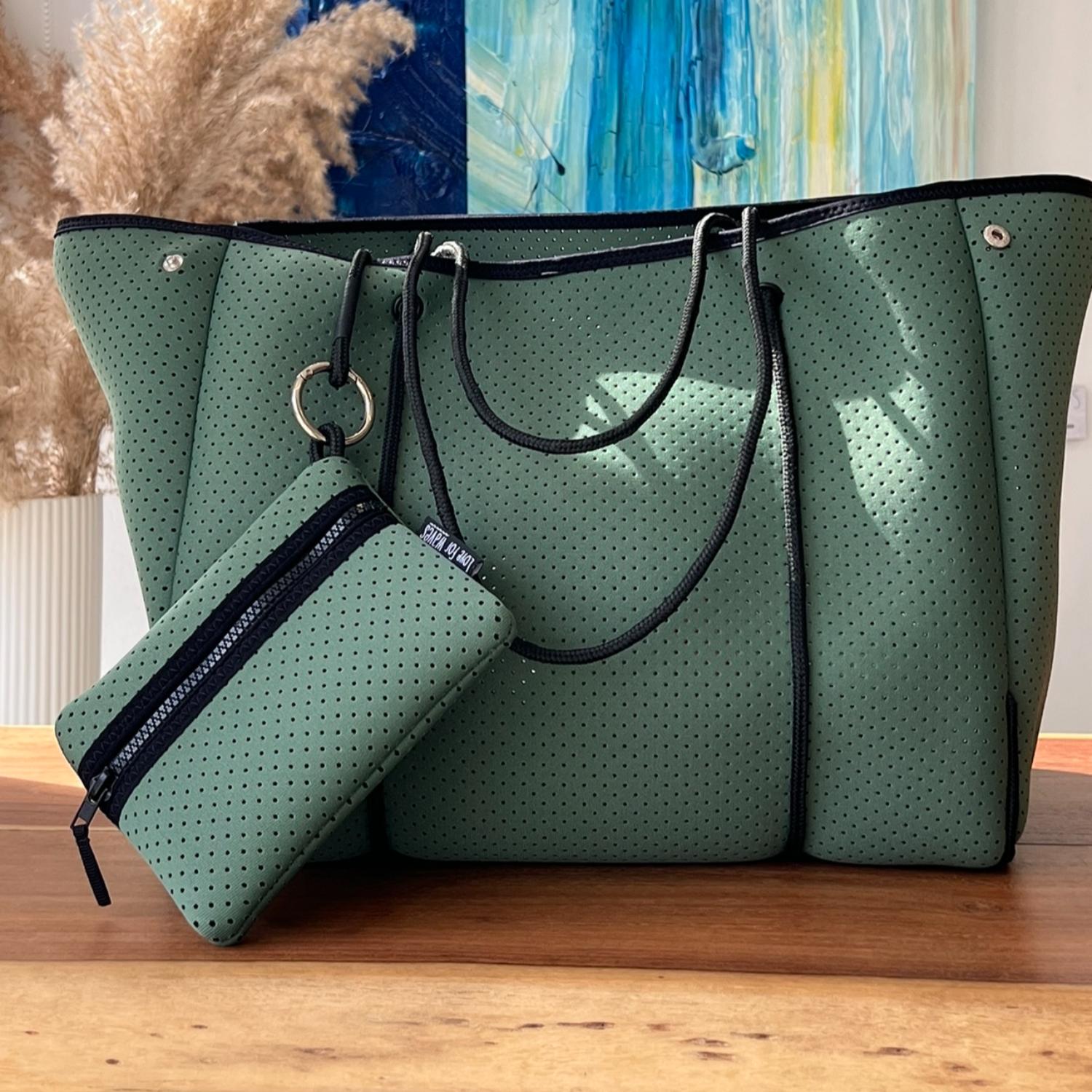 LFW-T-OG CARRY TOTE BAG OLIVE GREEN - Image 1